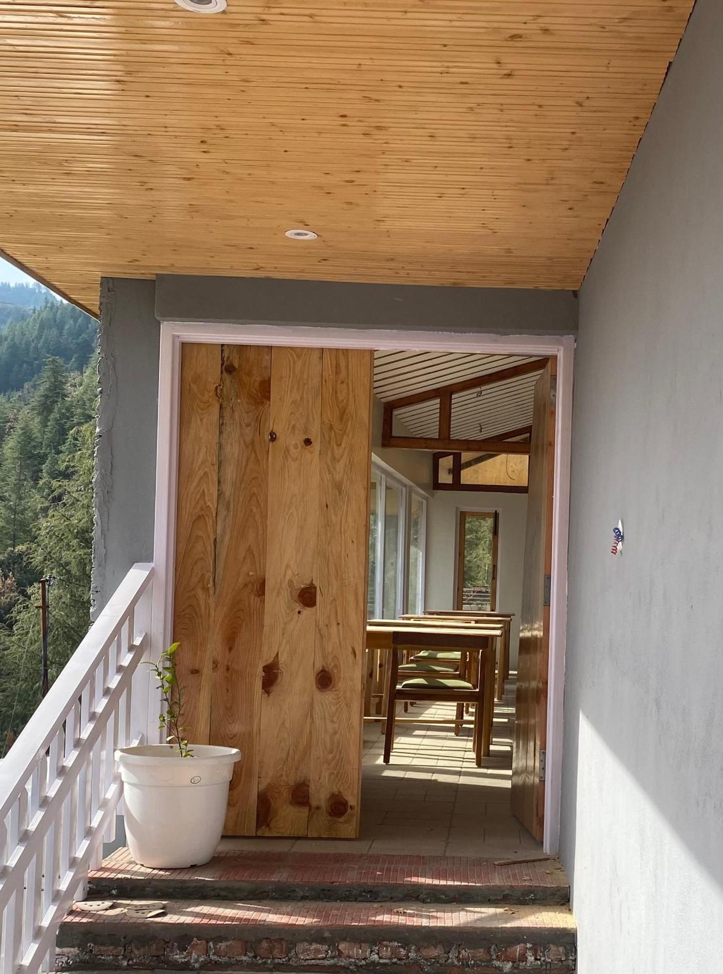 Ilika Resort Chakrata Bagian luar foto