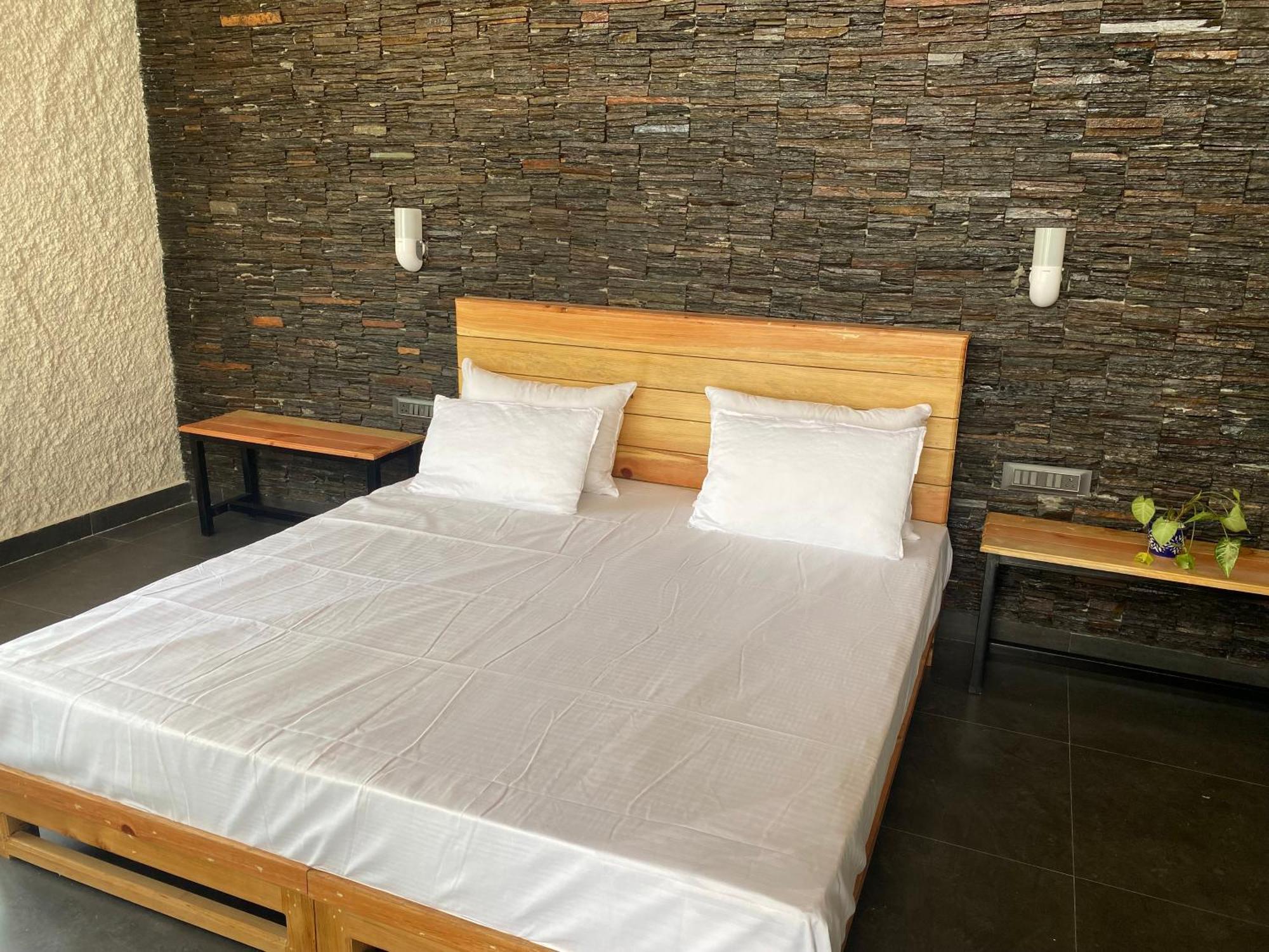 Ilika Resort Chakrata Bagian luar foto